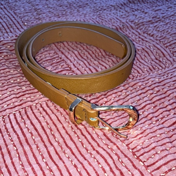 L.A. Express Brown Belt with gold tone metallic Buckle - Picture 9 of 10